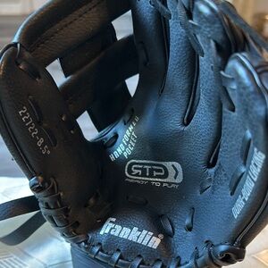 Franklin Black Baseball Glove